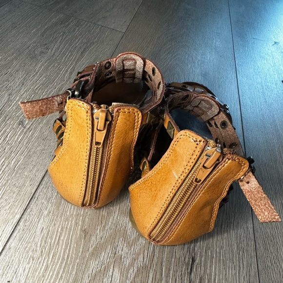 Leather studded sandals - Picture 2 of 4